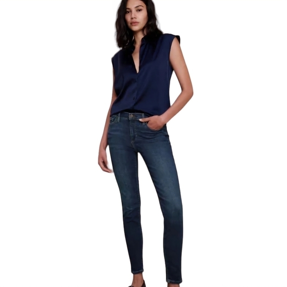 Banana Republic Medium Wash Skinny Jeans 👖 - Picture 1 of 8